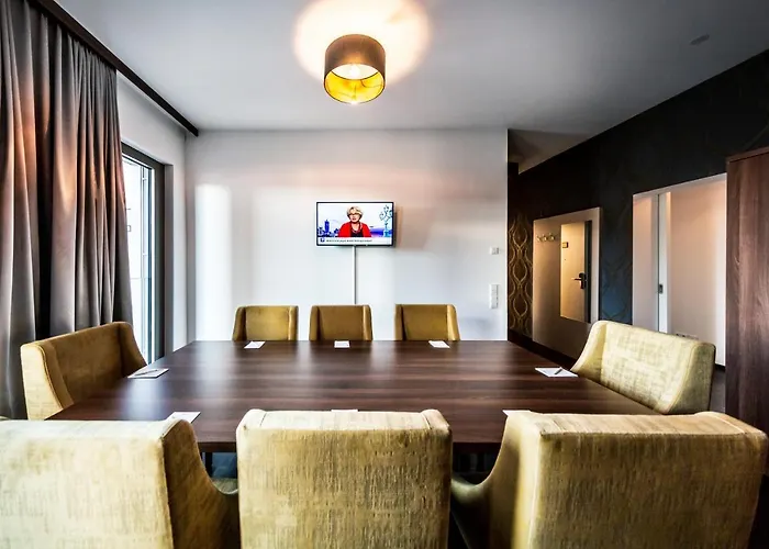 מלון Western Royal